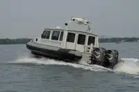 정찰 보트 판매 중
