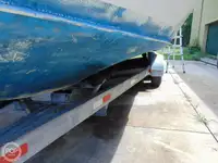 정찰 보트 판매 중