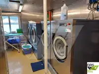 숙박 바지선 판매 중