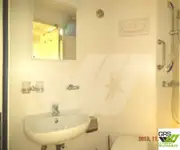 숙박 바지선 판매 중