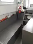 정찰 보트 판매 중