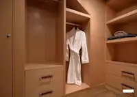 요트 판매 중