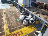 예인선 판매 중