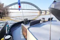정찰 보트 판매 중
