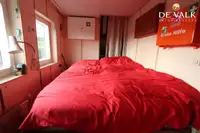 부유식 호텔 판매 중