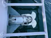 정찰 보트 판매 중