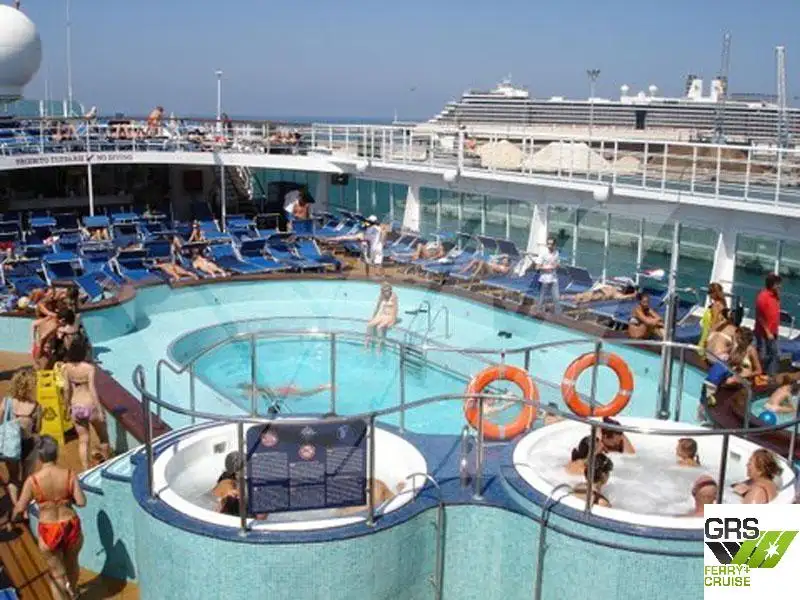 크루즈선 판매 중