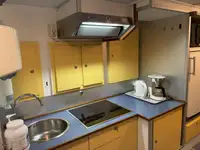 정찰 보트 판매 중