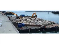 바지선 판매 중