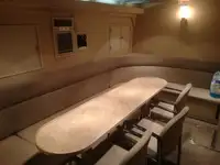 정찰 보트 판매 중