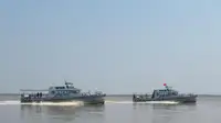 정찰 보트 판매 중