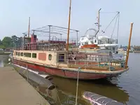 페리 선박 판매 중