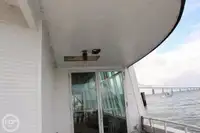 페리 선박 판매 중