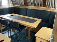 정찰 보트 판매 중