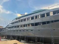 요트 판매 중