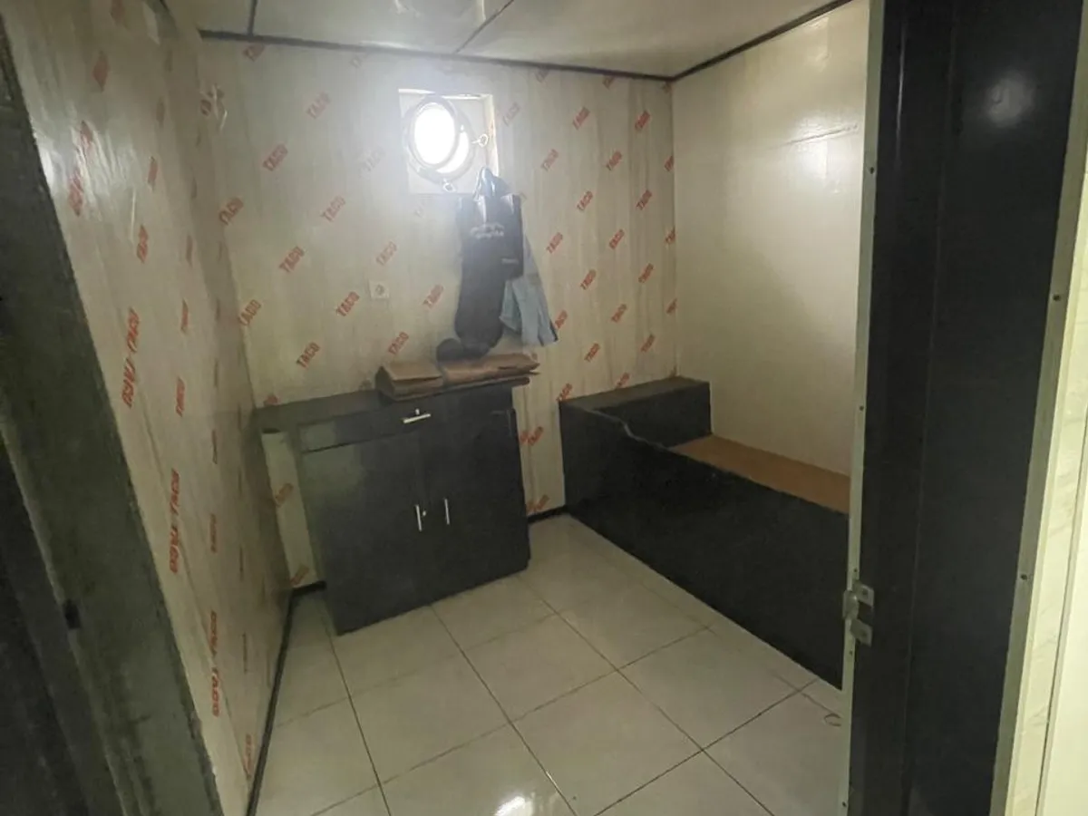 바지선 판매 중