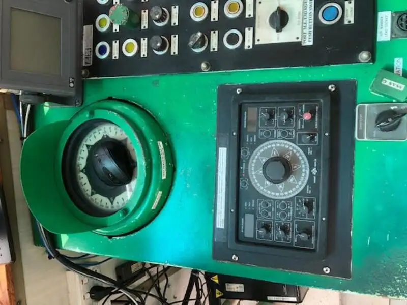 예인선 판매 중
