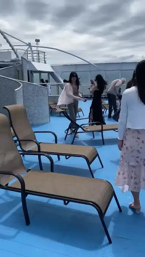 크루즈선 판매 중