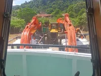 상륙용 선박, 탱크 판매 중