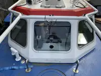 정찰 보트 판매 중