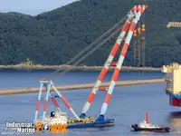 크레인 선박 판매 중