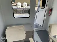 정찰 보트 판매 중