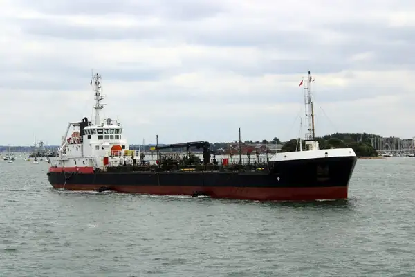 Oil/Chemical tanker for sale