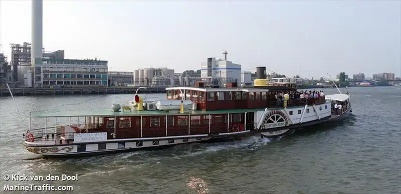 바지선 판매 중