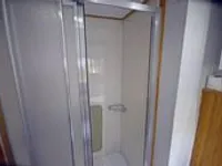 요트 판매 중