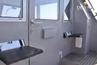 정찰 보트 판매 중