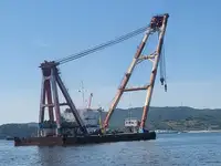 크레인 선박 판매 중