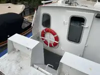 정찰 보트 판매 중
