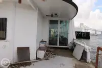 페리 선박 판매 중