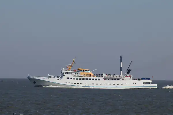 Motor vessel for sale